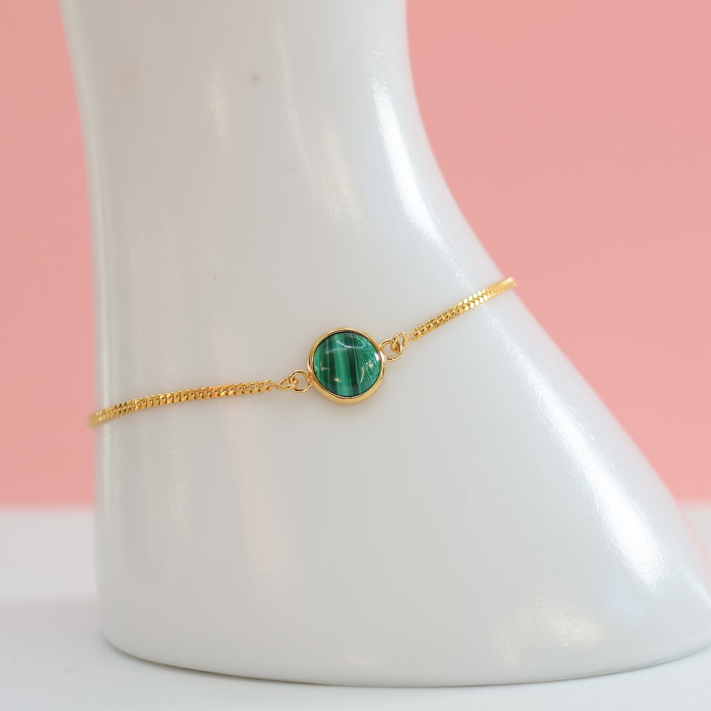 Elegant gold bracelet with malachite stone for stylish jewelry enthusiasts
