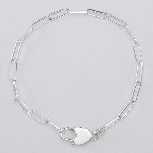 Stylish heart clasp silver bracelet with a delicate chain design, perfect for everyday wear